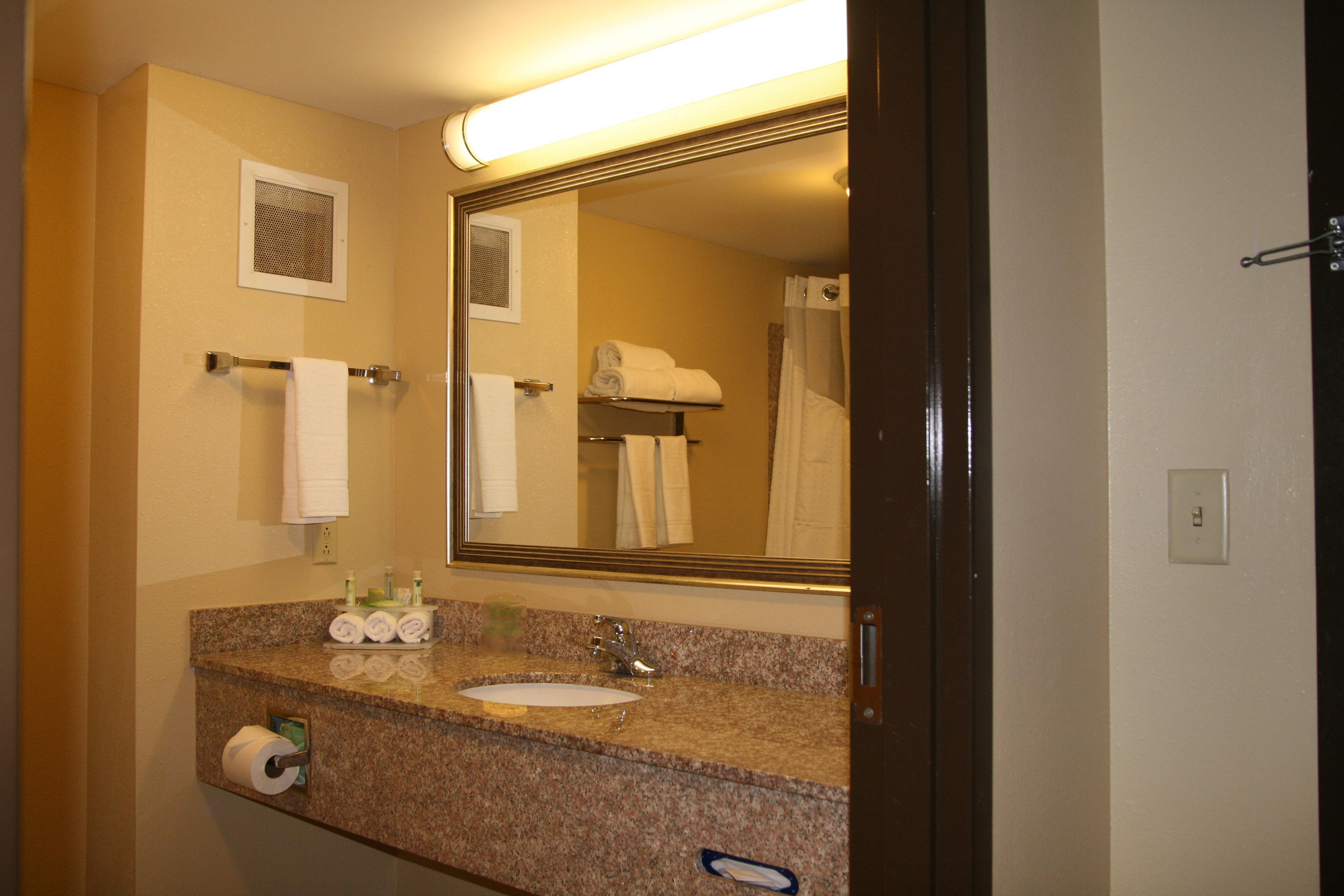 Holiday Inn Express And Suites Грінвілл Екстер'єр фото