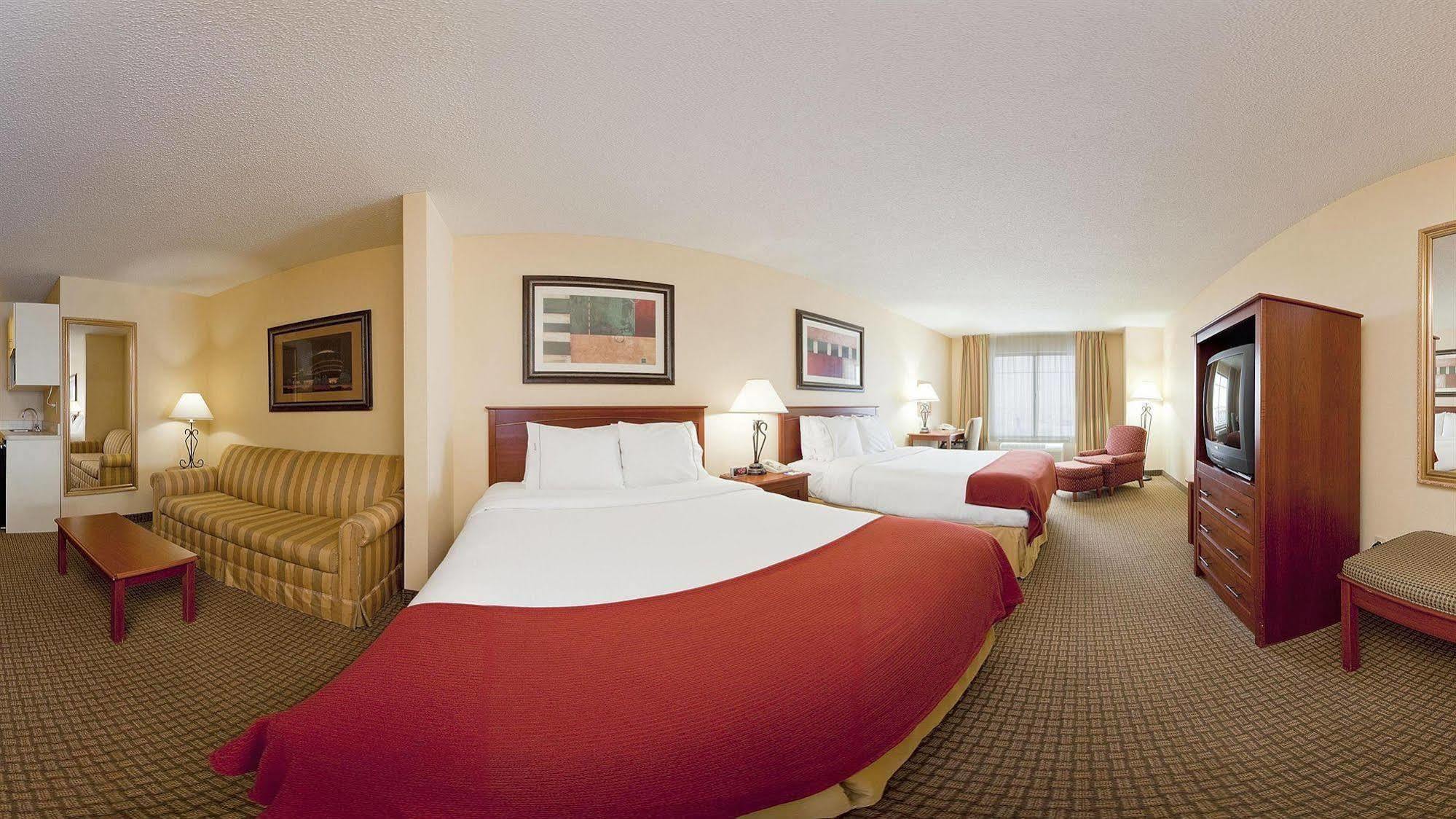 Holiday Inn Express And Suites Грінвілл Екстер'єр фото